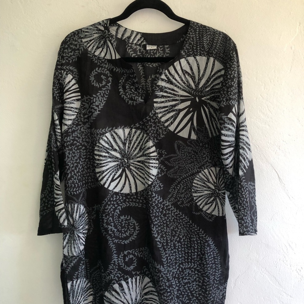 Blouse Tunic Womens Size S Black White Abstract Floral Artsy Lagenlook Boho